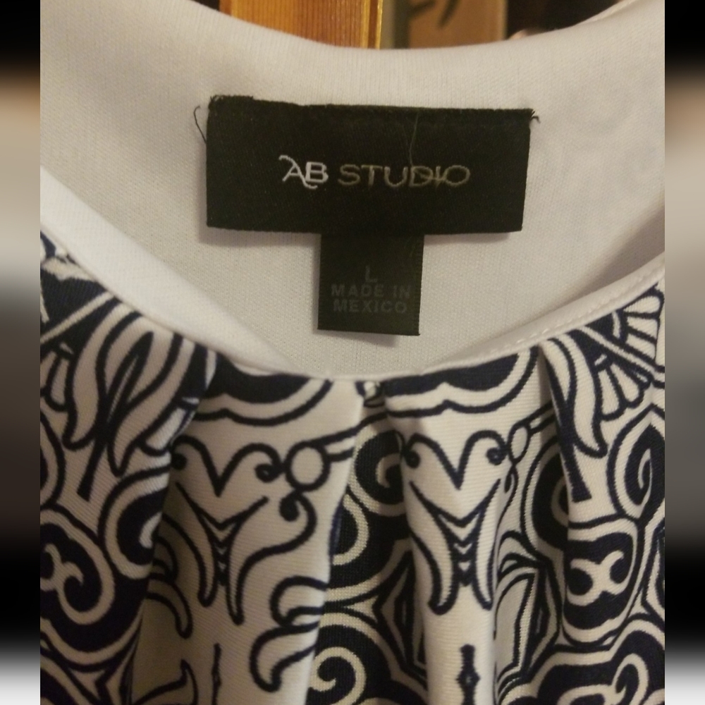 Maxi Dress - Picture 3 of 3